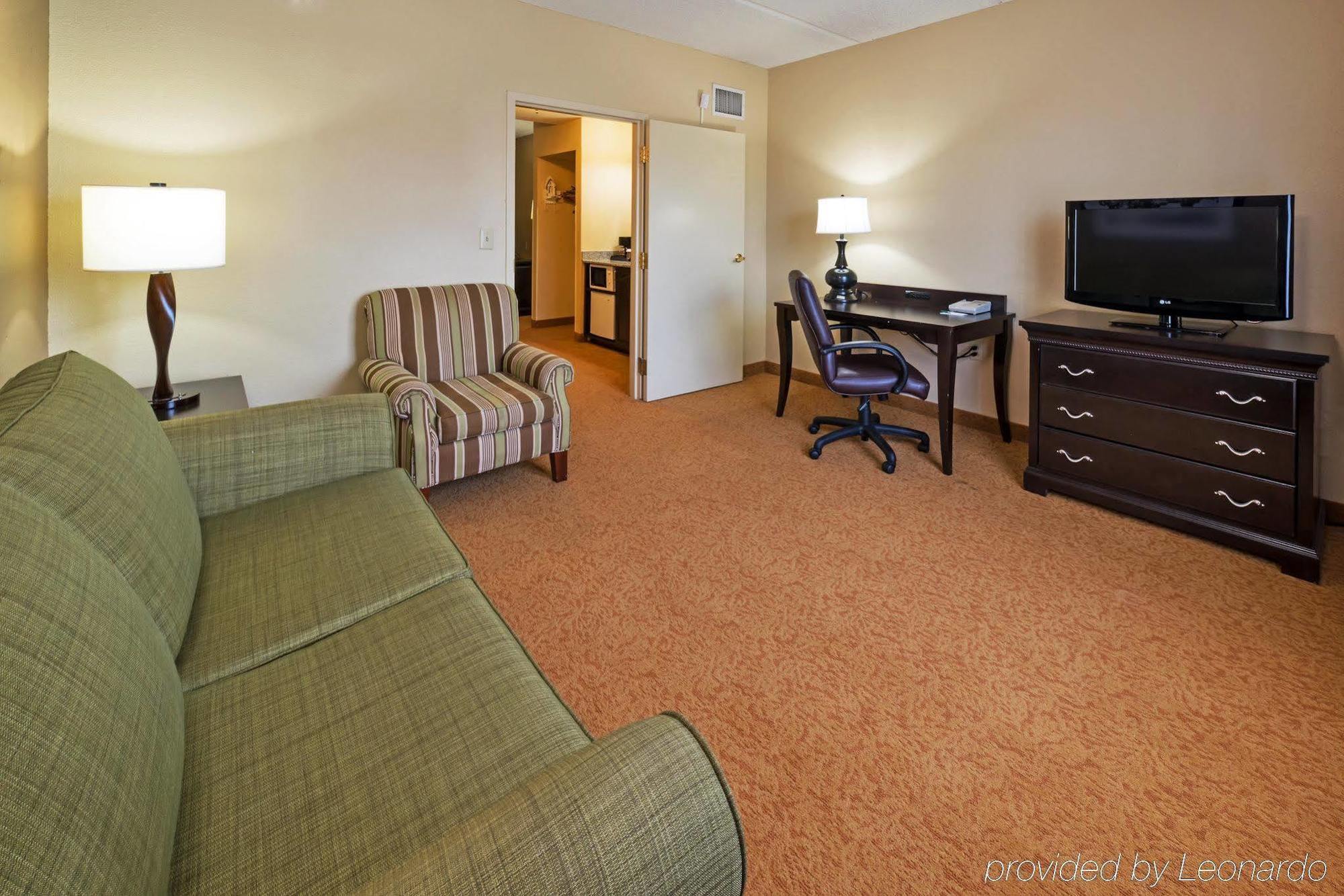Comfort Inn & Suites near Six Flags Lithia Springs Exterior foto