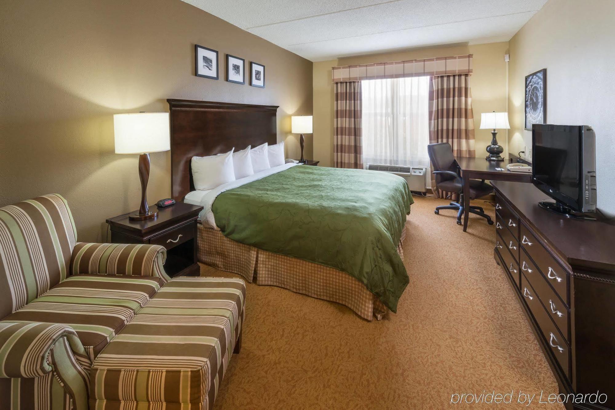 Comfort Inn & Suites near Six Flags Lithia Springs Exterior foto